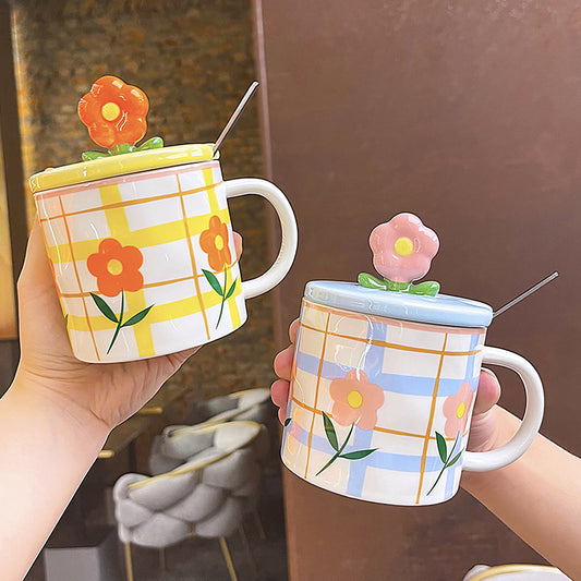 Floral and Plaid Cups With Lid