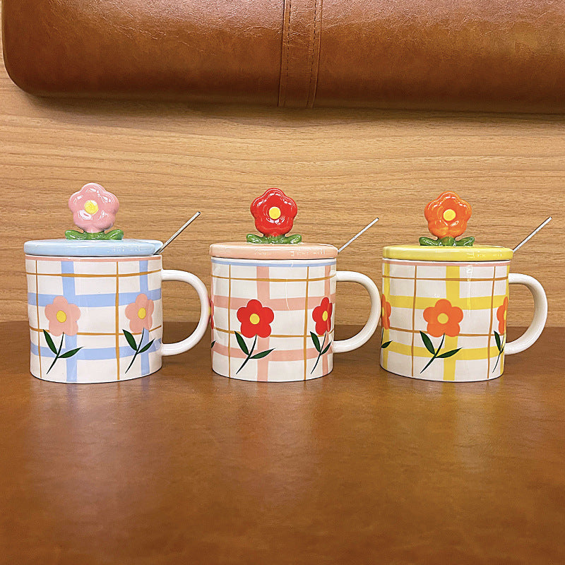 Floral and Plaid Cups With Lid